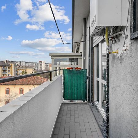 Rog27-Large Apartment With Transport Close To Home- 米兰 外观 照片
