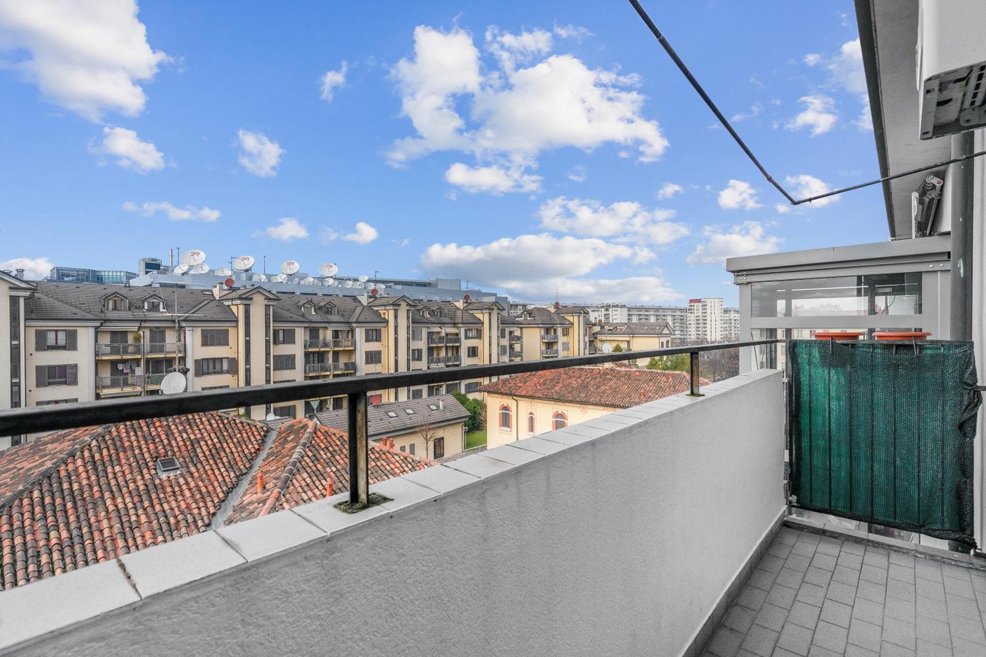 Rog27-Large Apartment With Transport Close To Home- 米兰 外观 照片